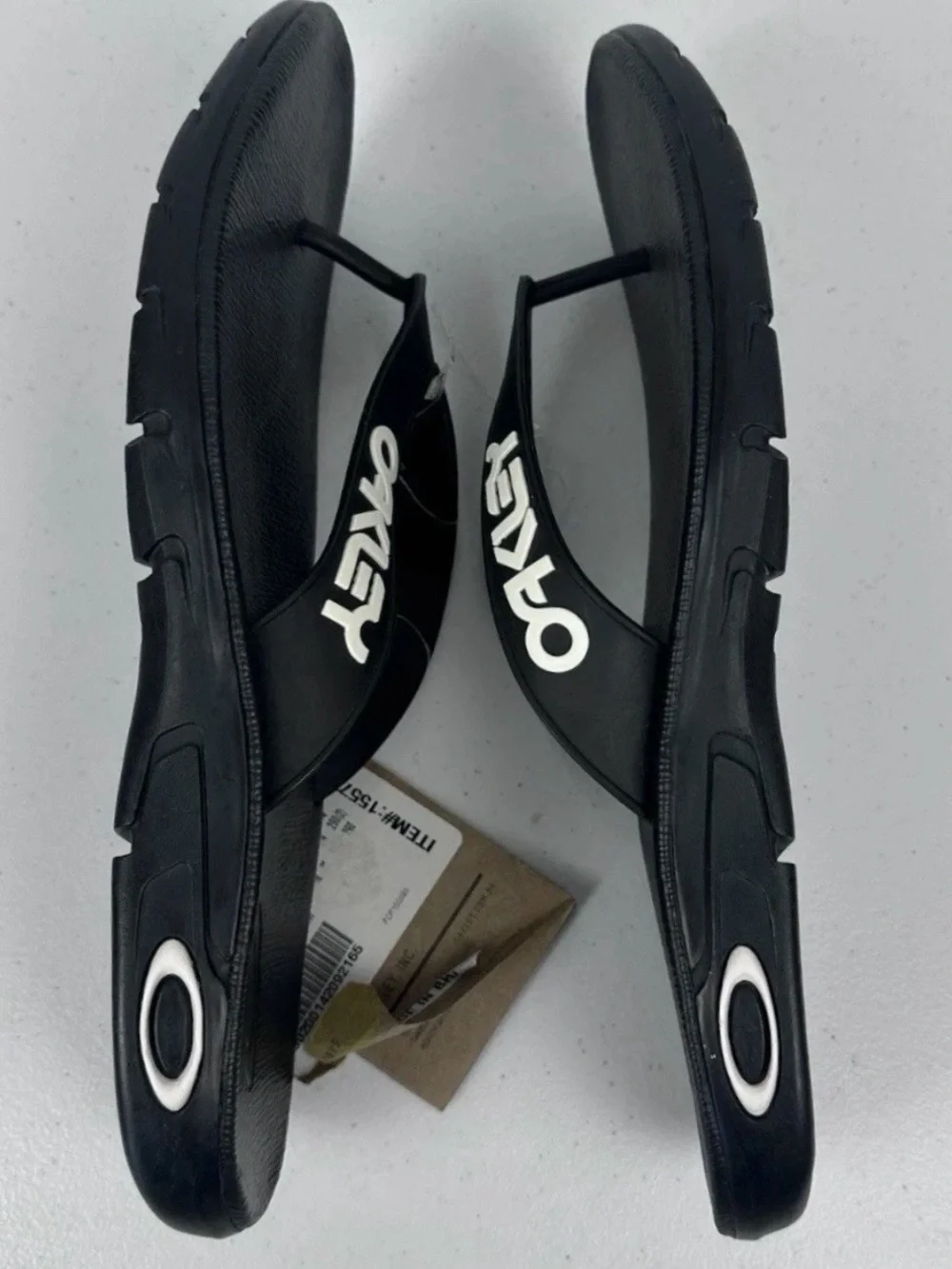 Oakley B1B Men's Flip Flops Size 11 Blackout Black Sandals Thong Slides NWT